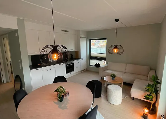 Apartamento New Powerhouse In Lade In